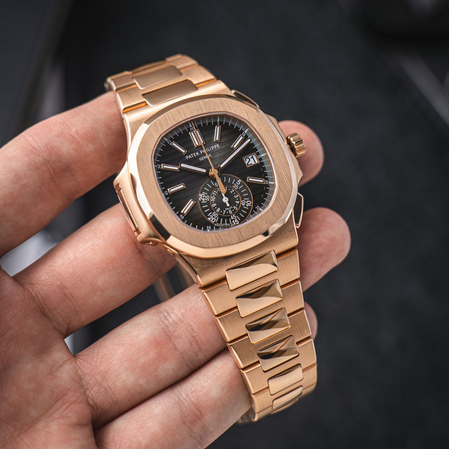 Patek Philippe Nautilus 5980/1R-001 (2013) - Black dial 41 mm Rose Gold case (6/8)