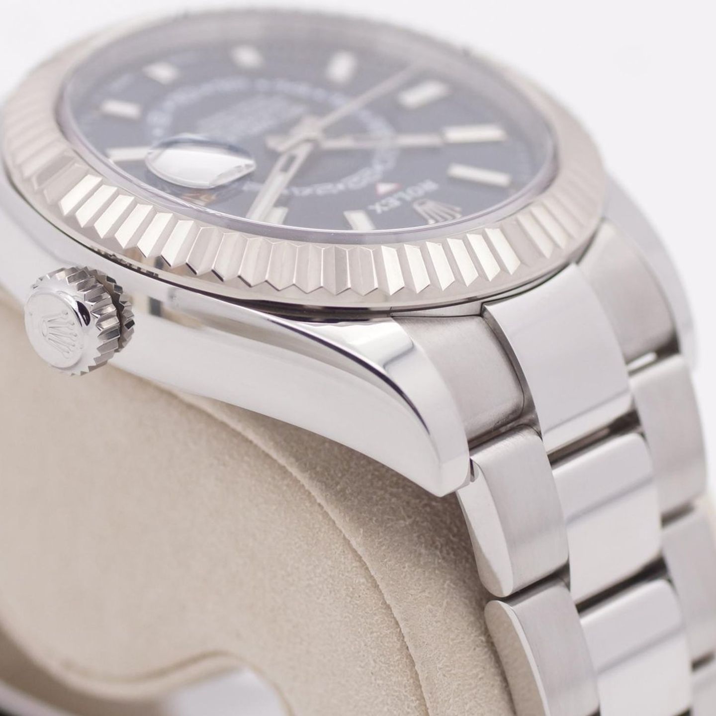 Rolex Sky-Dweller 326934 (2017) - Blue dial 42 mm Steel case (5/8)