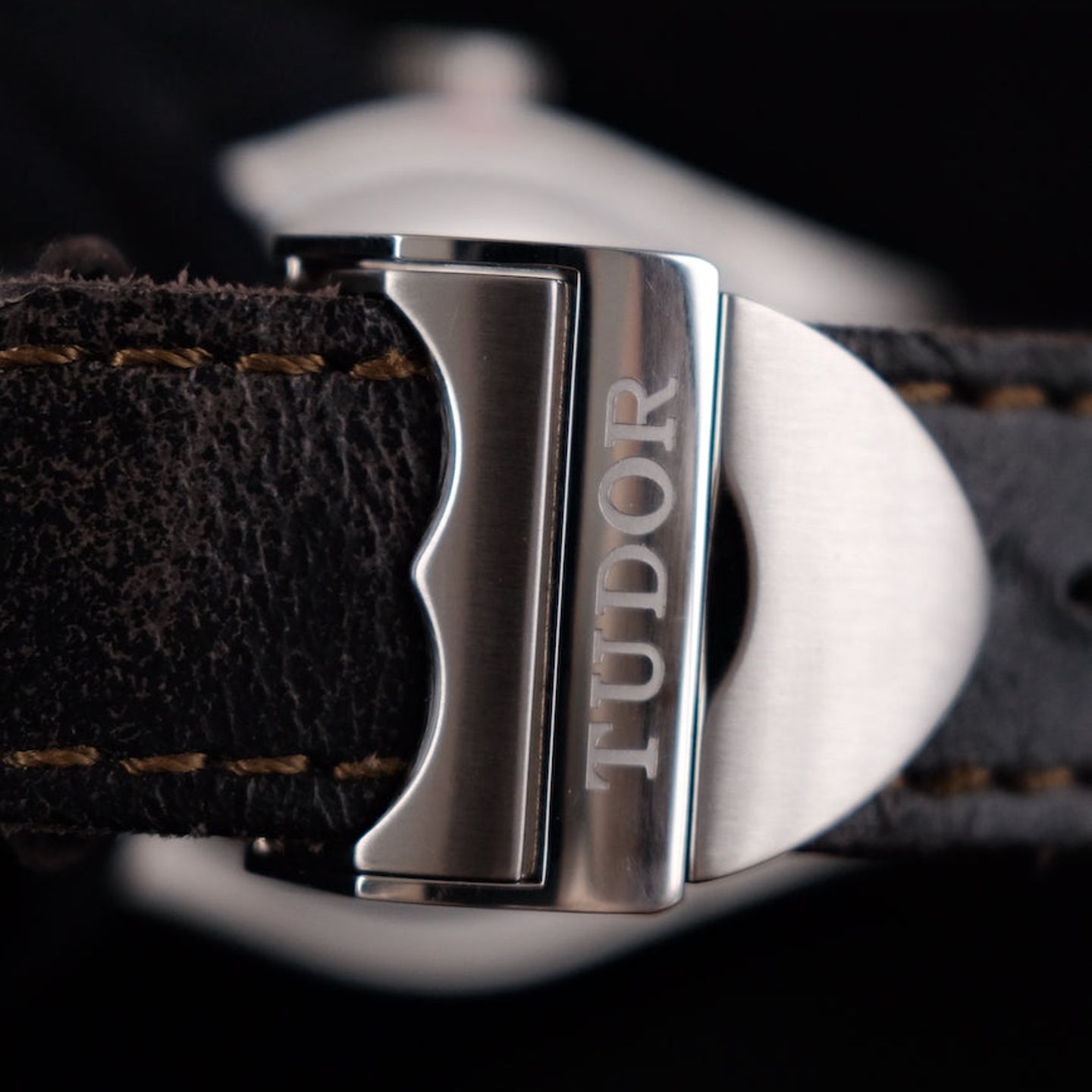 Tudor Black Bay 79230R (2022) - Black dial 41 mm Steel case (2/8)