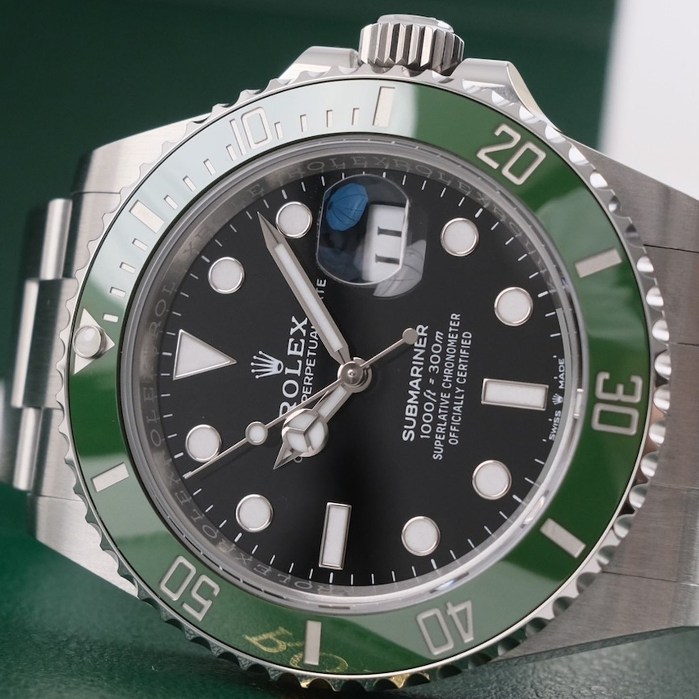 Rolex Submariner Date 126610LV (2024) - Black dial 41 mm Steel case (4/8)