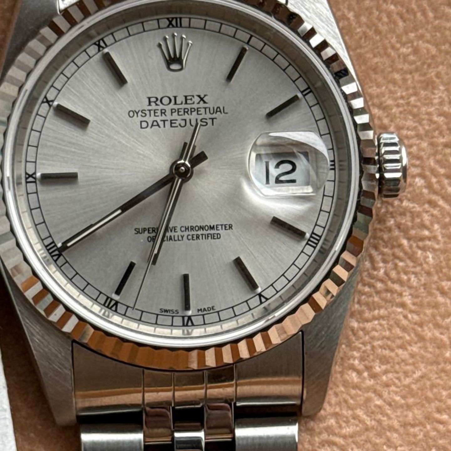 Rolex Datejust 36 16234 (1994) - Silver dial 36 mm Steel case (2/8)