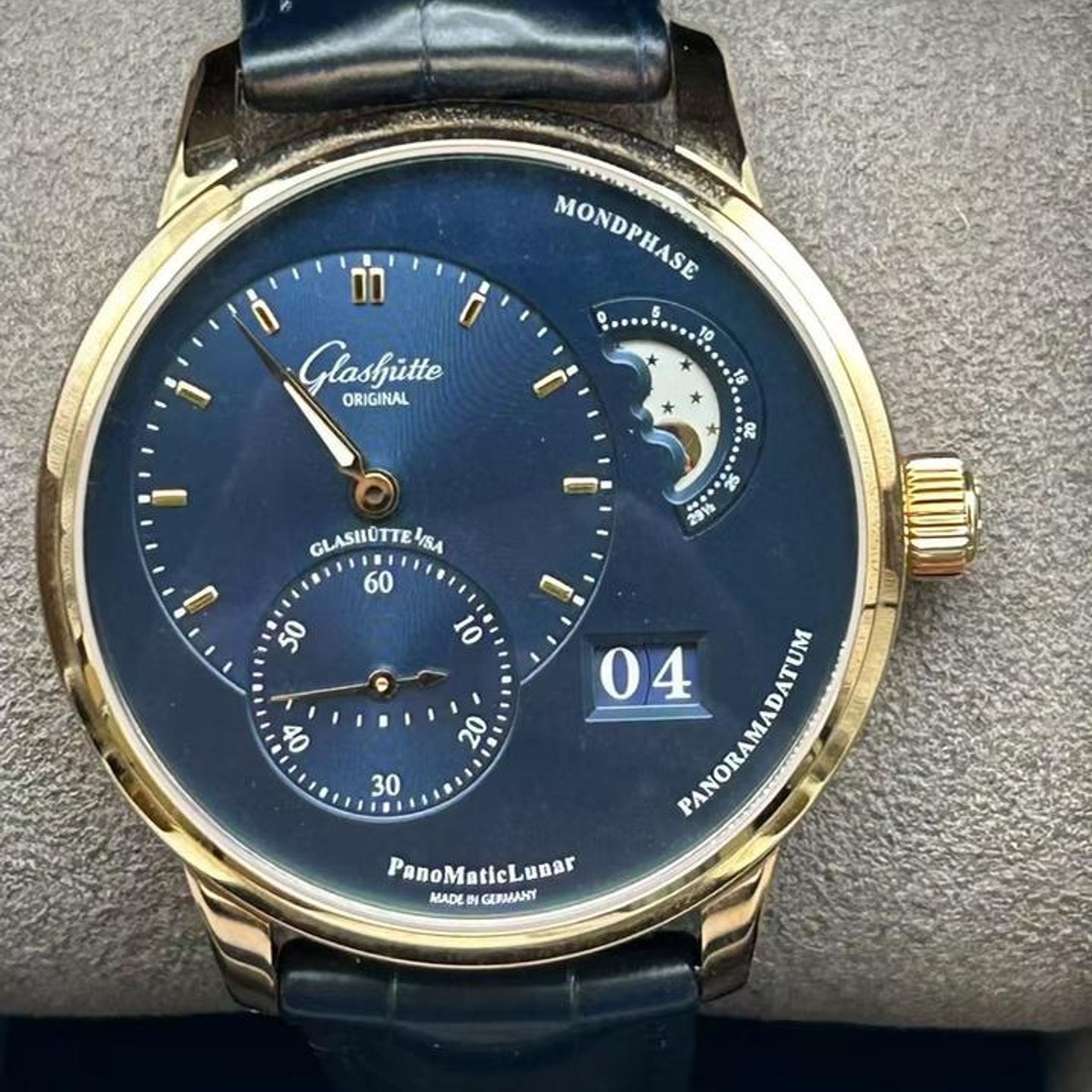 Glashütte Original PanoMaticLunar 1-90-02-11-35-30 - (2/4)