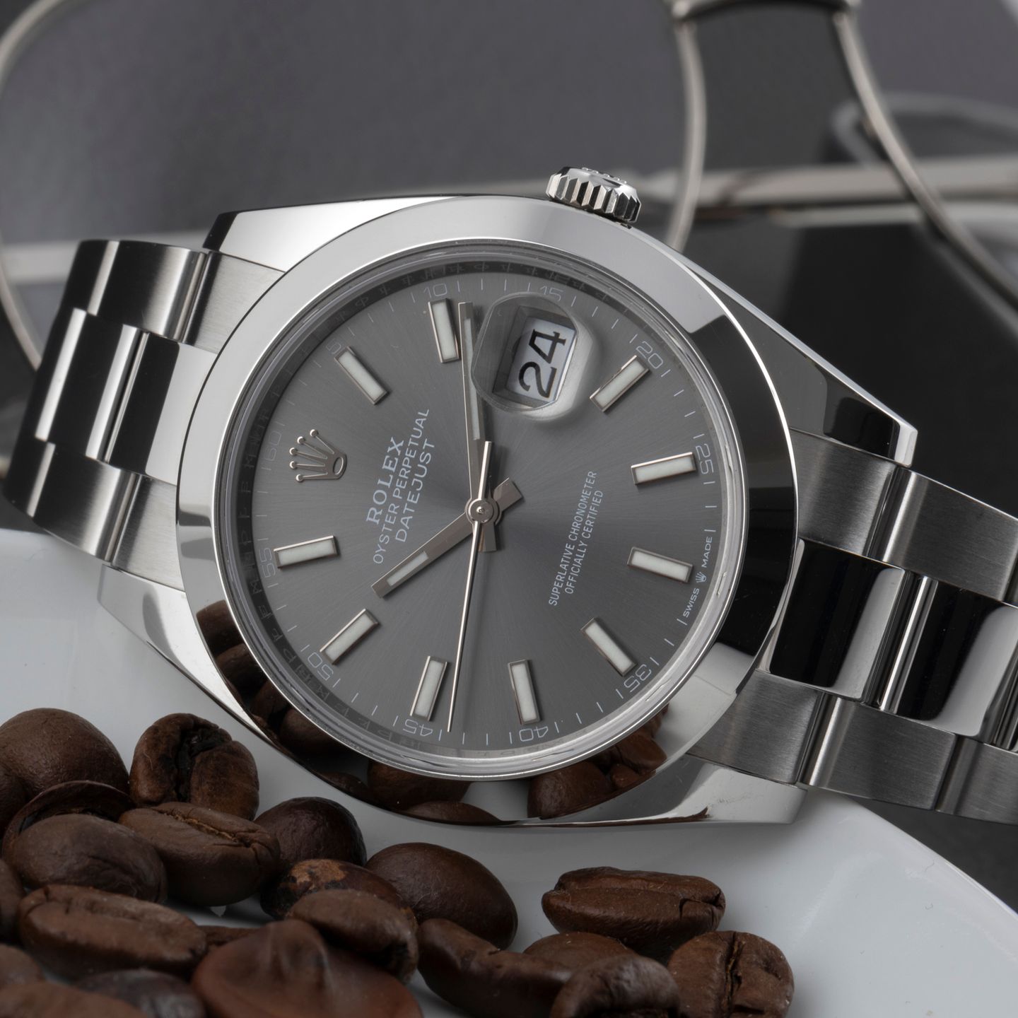 Rolex Datejust 41 126300 (Onbekend (willekeurig serienummer)) - 41mm Staal (2/8)