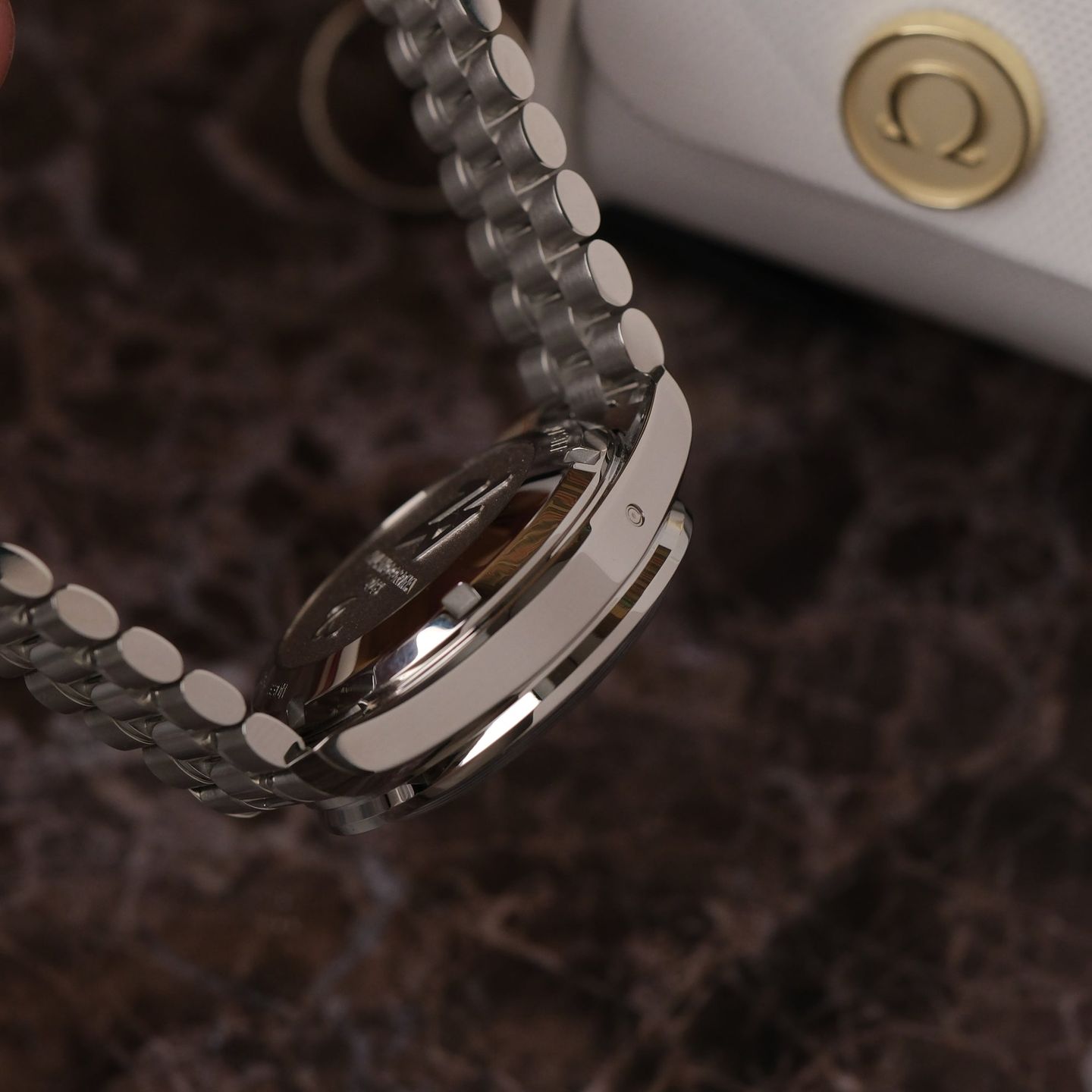 Omega Speedmaster Date 522.30.38.50.04.002 - (5/5)