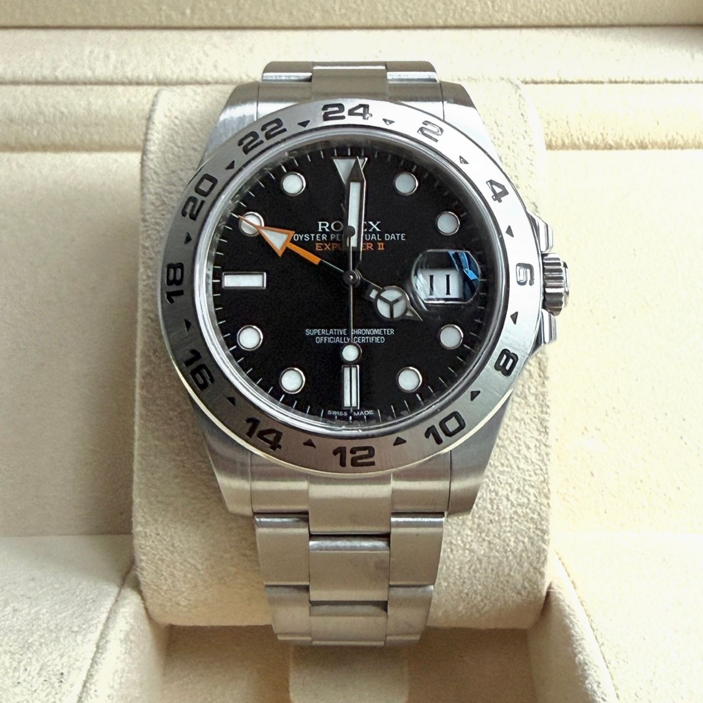 Rolex Explorer II 216570 (2016) - Zwart wijzerplaat 42mm Staal (1/7)