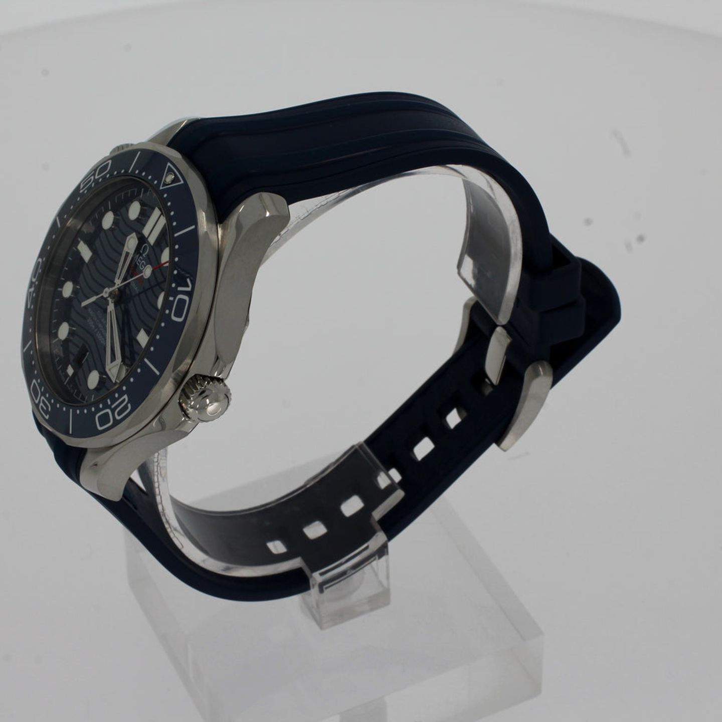 Omega Seamaster Diver 300 M 210.32.42.20.06.001 (2025) - Grey dial 42 mm Steel case (2/4)