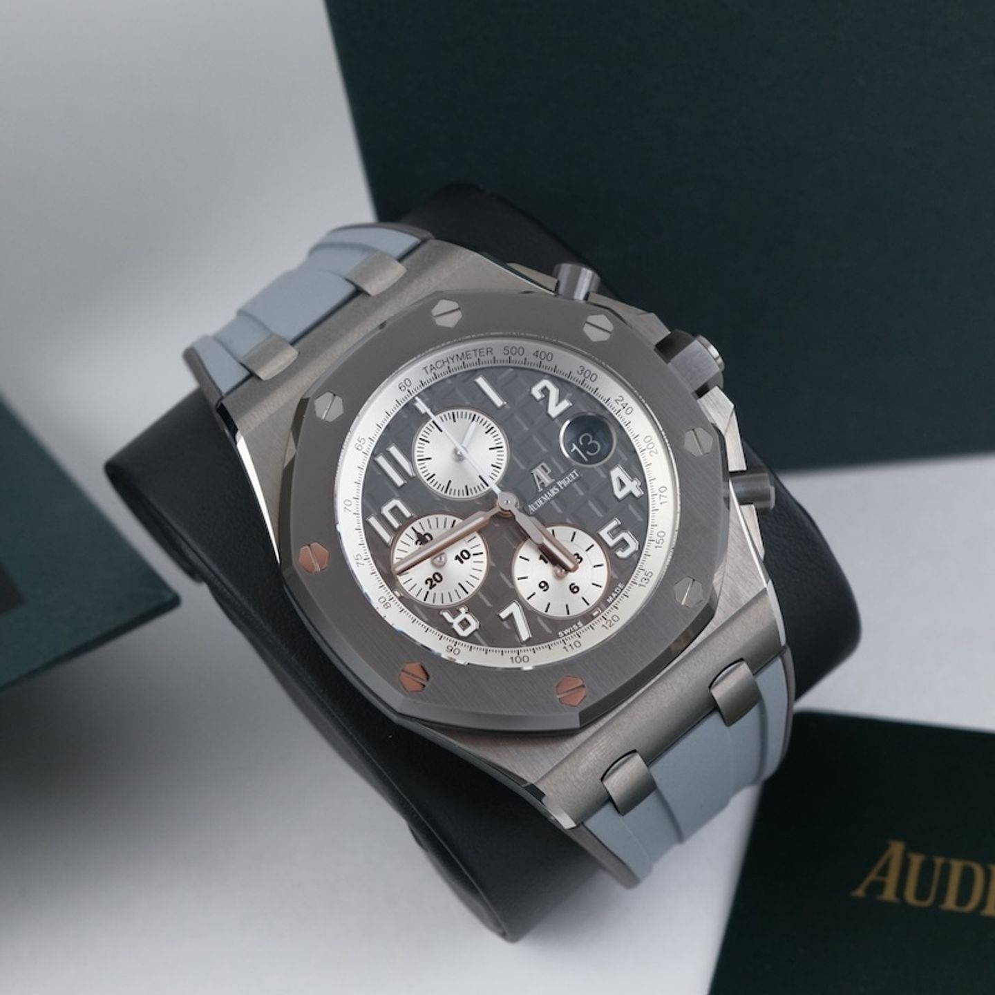 Audemars Piguet Royal Oak Offshore Chronograph 26470IO.OO.A006CA.01 (2021) - Grey dial 42 mm Titanium case (1/8)