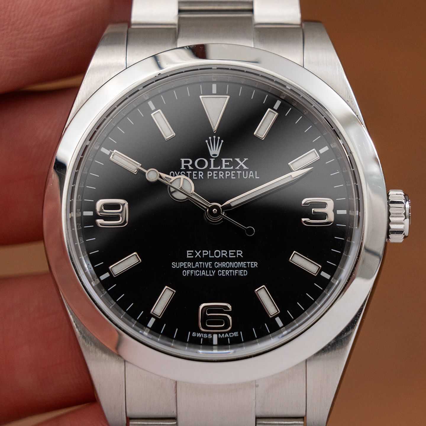 Rolex Explorer 214270 (2014) - Black dial 39 mm Steel case (5/8)