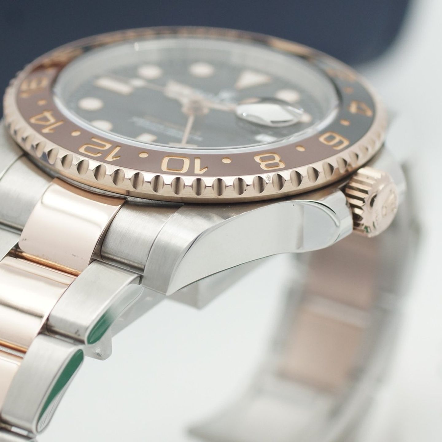 Rolex GMT-Master II 126711CHNR (2019) - Zwart wijzerplaat 40mm Goud/Staal (5/8)