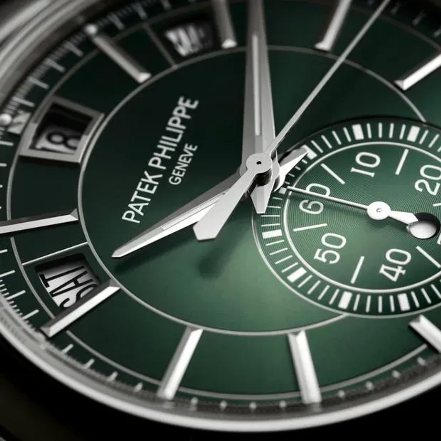 Patek Philippe Annual Calendar Chronograph 5905/1A-001 (2024) - Green dial 42 mm Steel case (3/6)