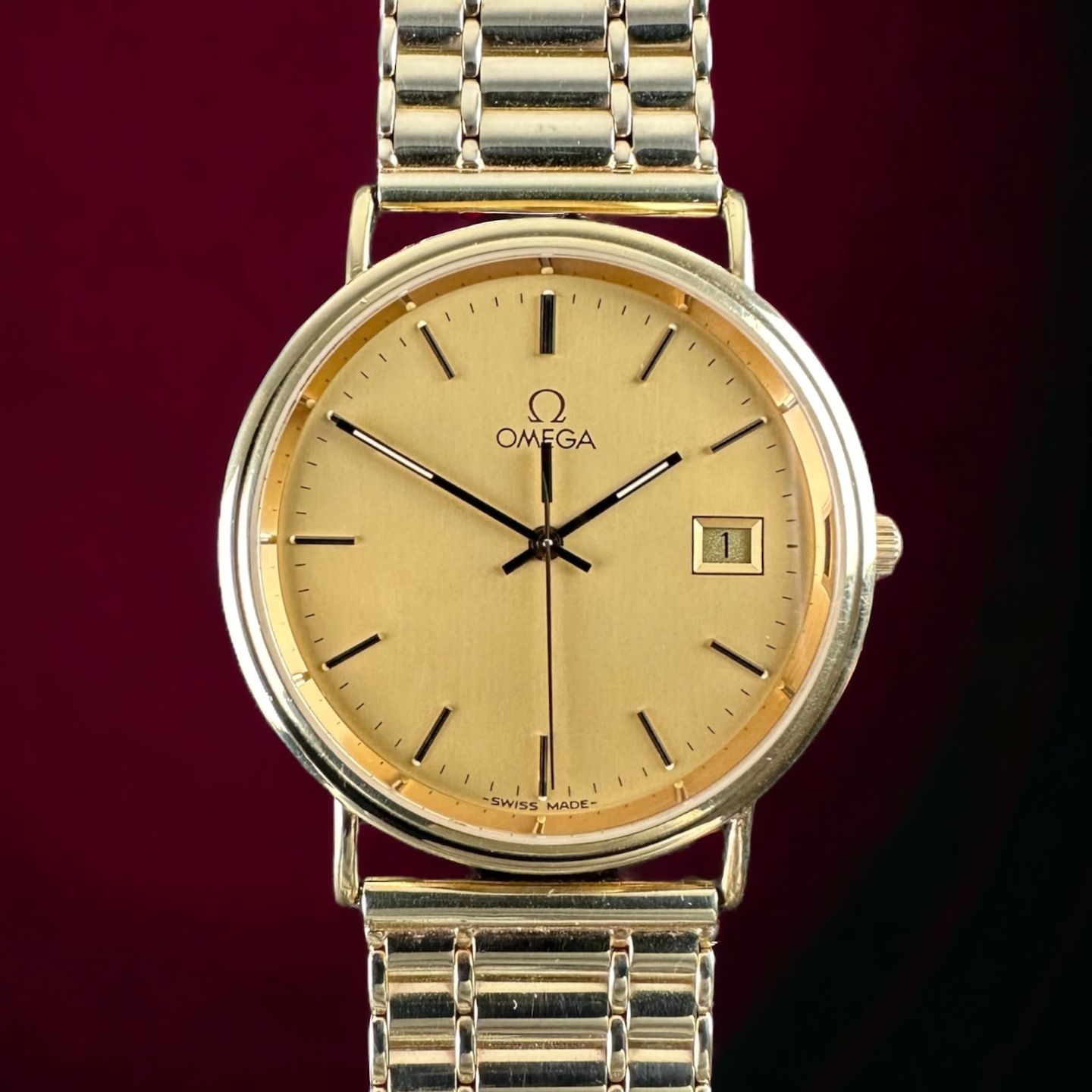 Omega Vintage 196.750 (1995) - Goud wijzerplaat 33mm Geelgoud (1/8)