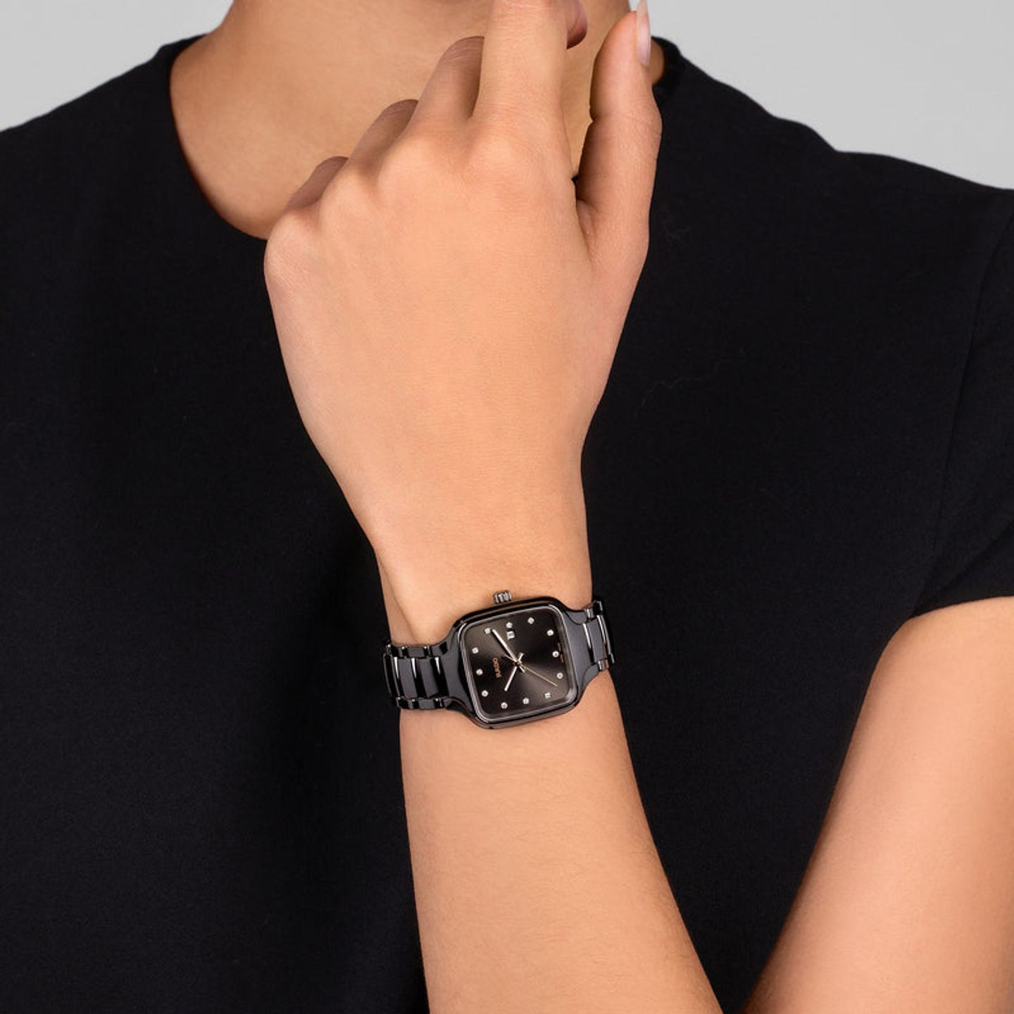 Rado True R27079702 (2026) - Brown dial 29 mm Ceramic case (2/4)