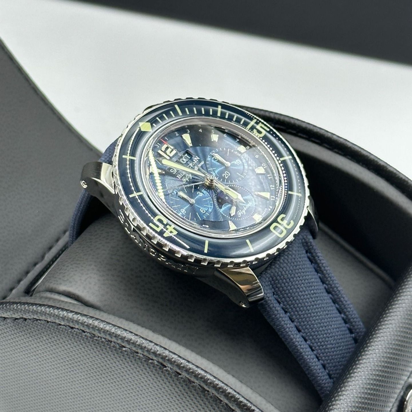 Blancpain Fifty Fathoms 5066F-1140-52B (2024) - Blauw wijzerplaat 45mm Staal (7/8)