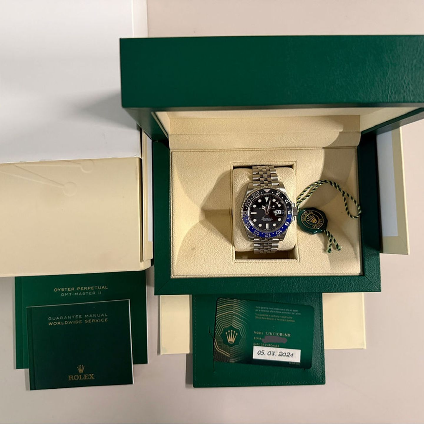 Rolex GMT-Master II 126710BLNR - (2/5)