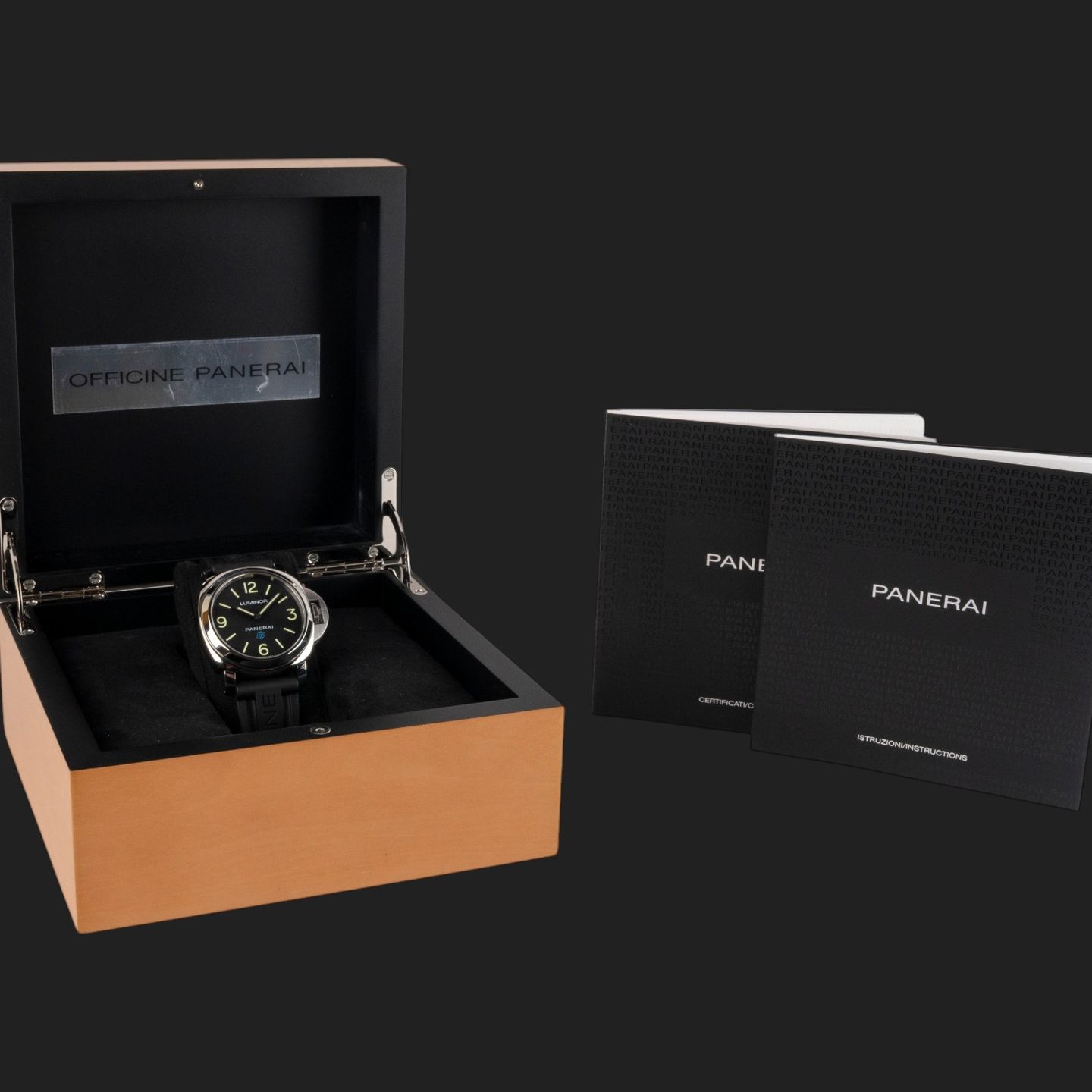 Panerai Luminor Base Logo PAM00774 (2019) - Zwart wijzerplaat 44mm Staal (8/8)