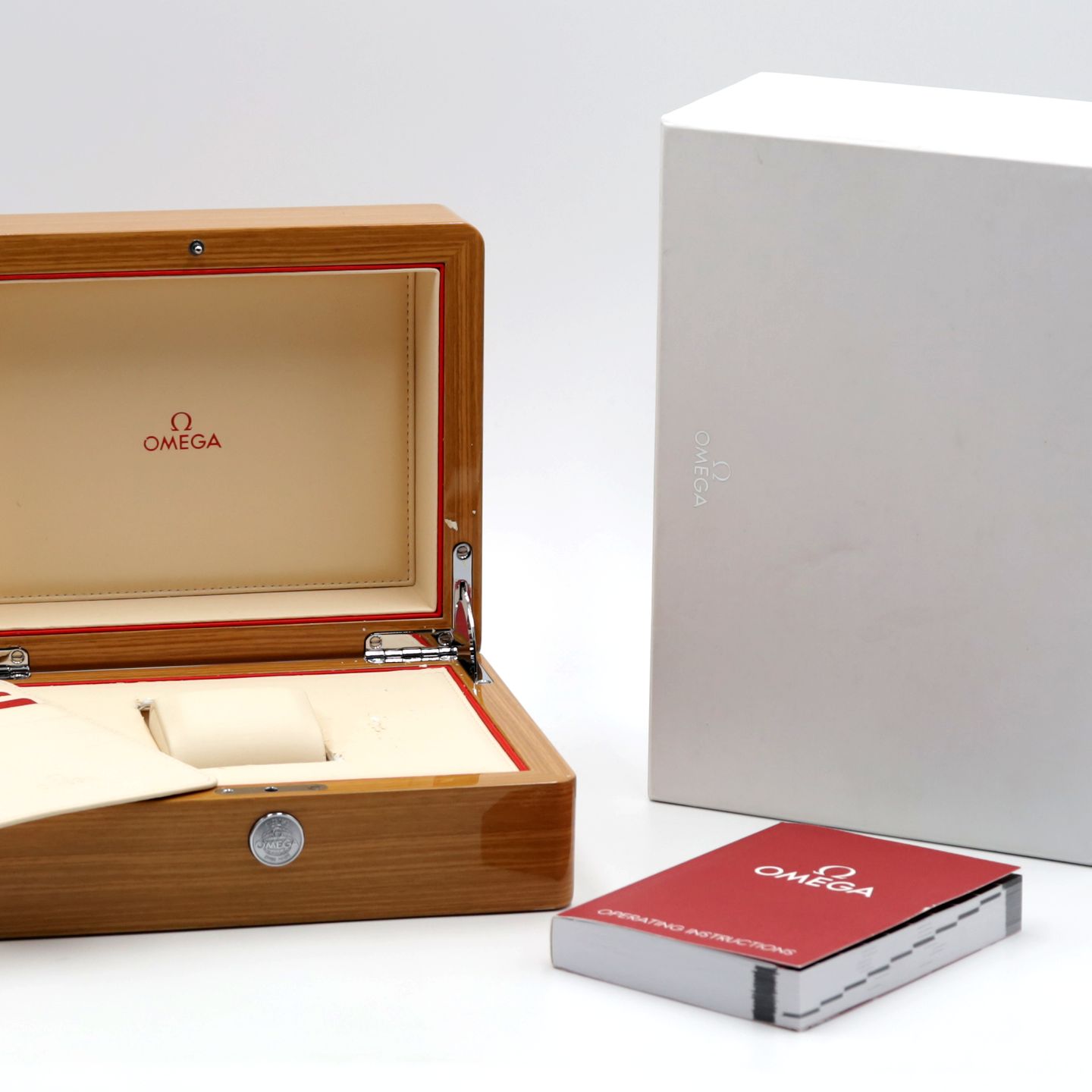 Omega Seamaster Planet Ocean 215.30.40.20.01.001 (Unknown (random serial)) - Black dial 40 mm Steel case (8/8)