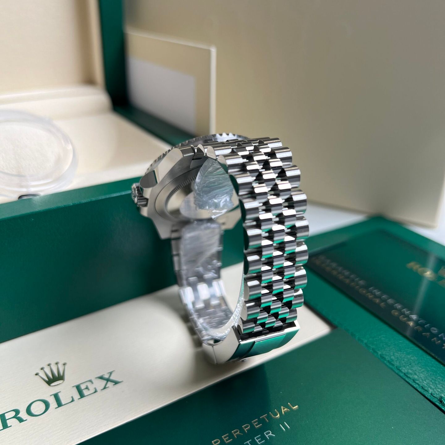 Rolex GMT-Master II 126710BLRO - (12/16)