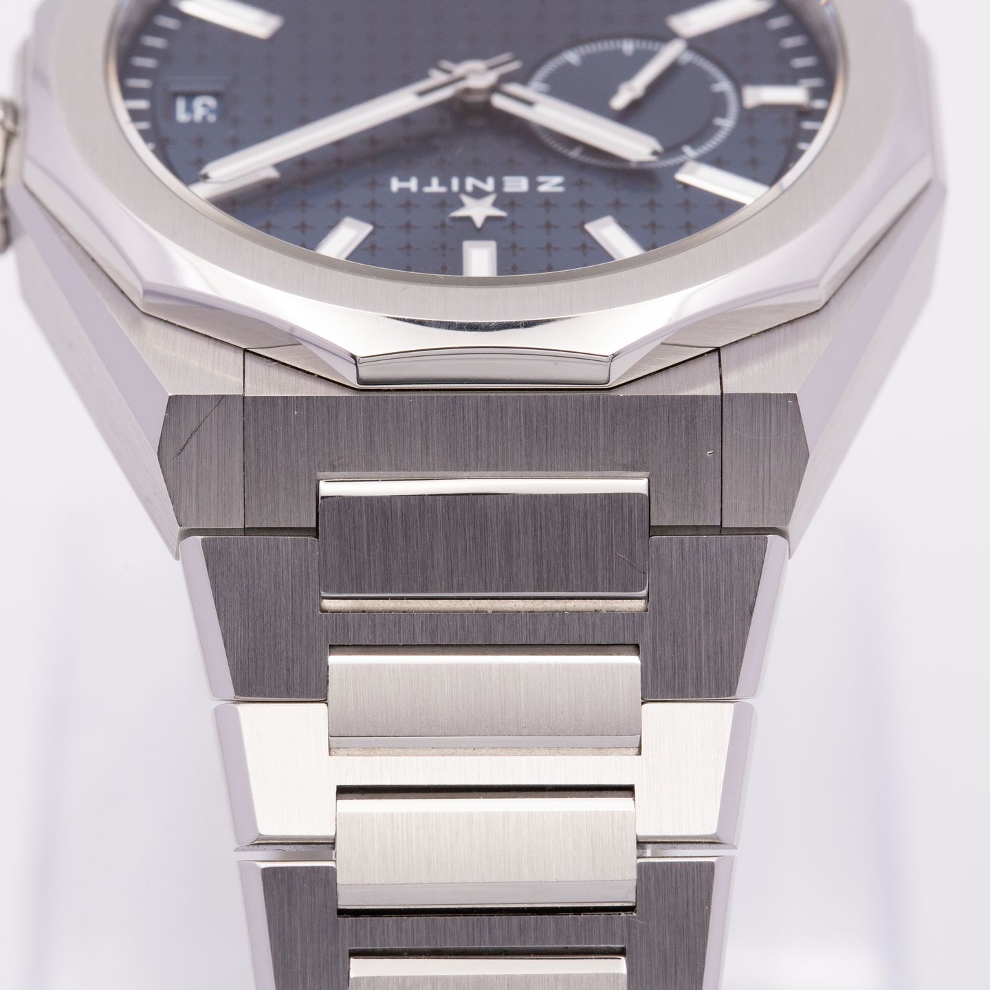 Zenith Defy Skyline 03.9300.3620/51.I001 (2022) - Blue dial 41 mm Steel case (6/8)