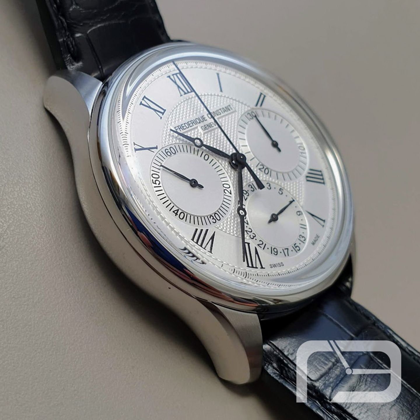 Frederique Constant Manufacture FC-760MC4H6 (2024) - Silver dial 42 mm Steel case (4/8)