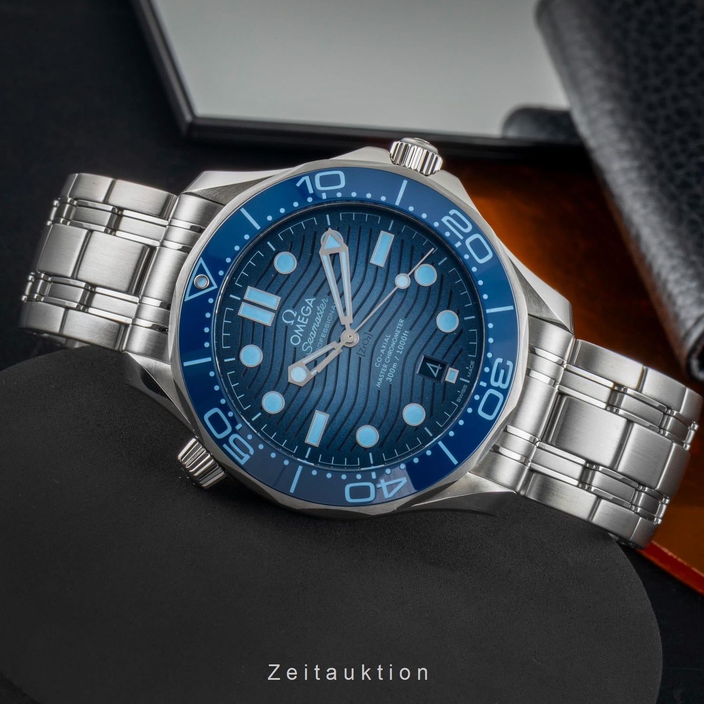 Omega Seamaster Diver 300 M 210.32.42.20.03.002 - (2/8)