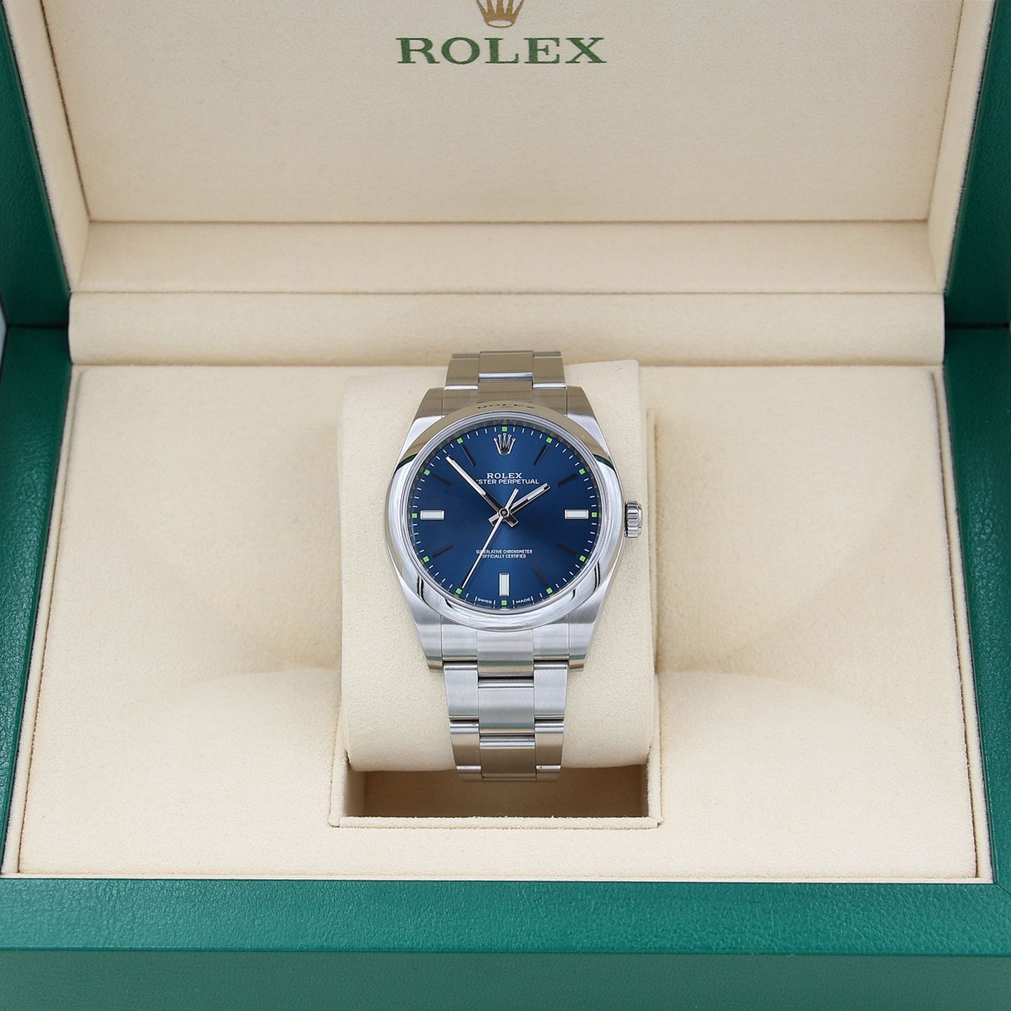 Rolex Oyster Perpetual 39 114300 (Unknown (random serial)) - Blue dial 39 mm Steel case (2/8)