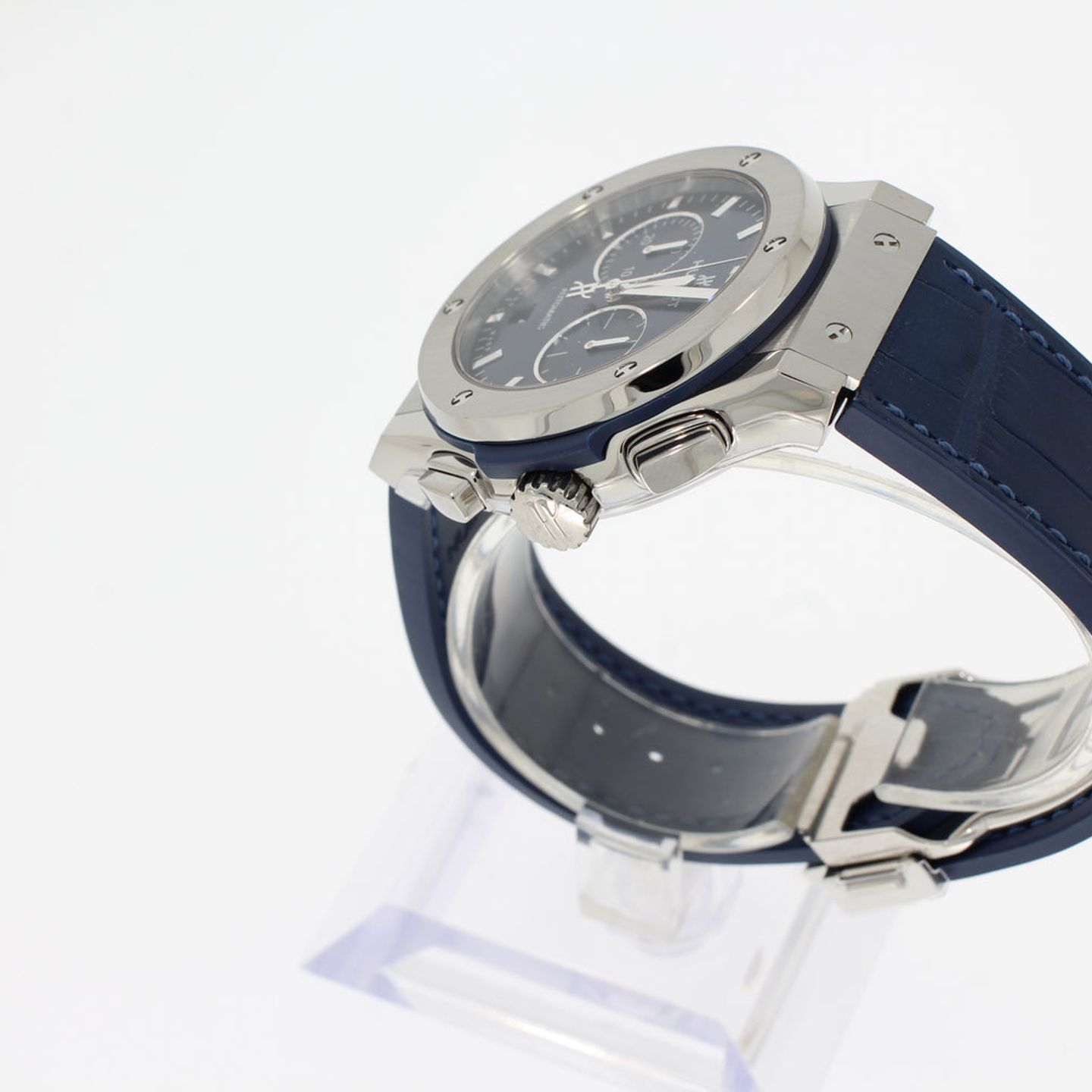 Hublot Classic Fusion Chronograph 541.NX.7170.LR (2025) - Blue dial 42 mm Titanium case (3/4)