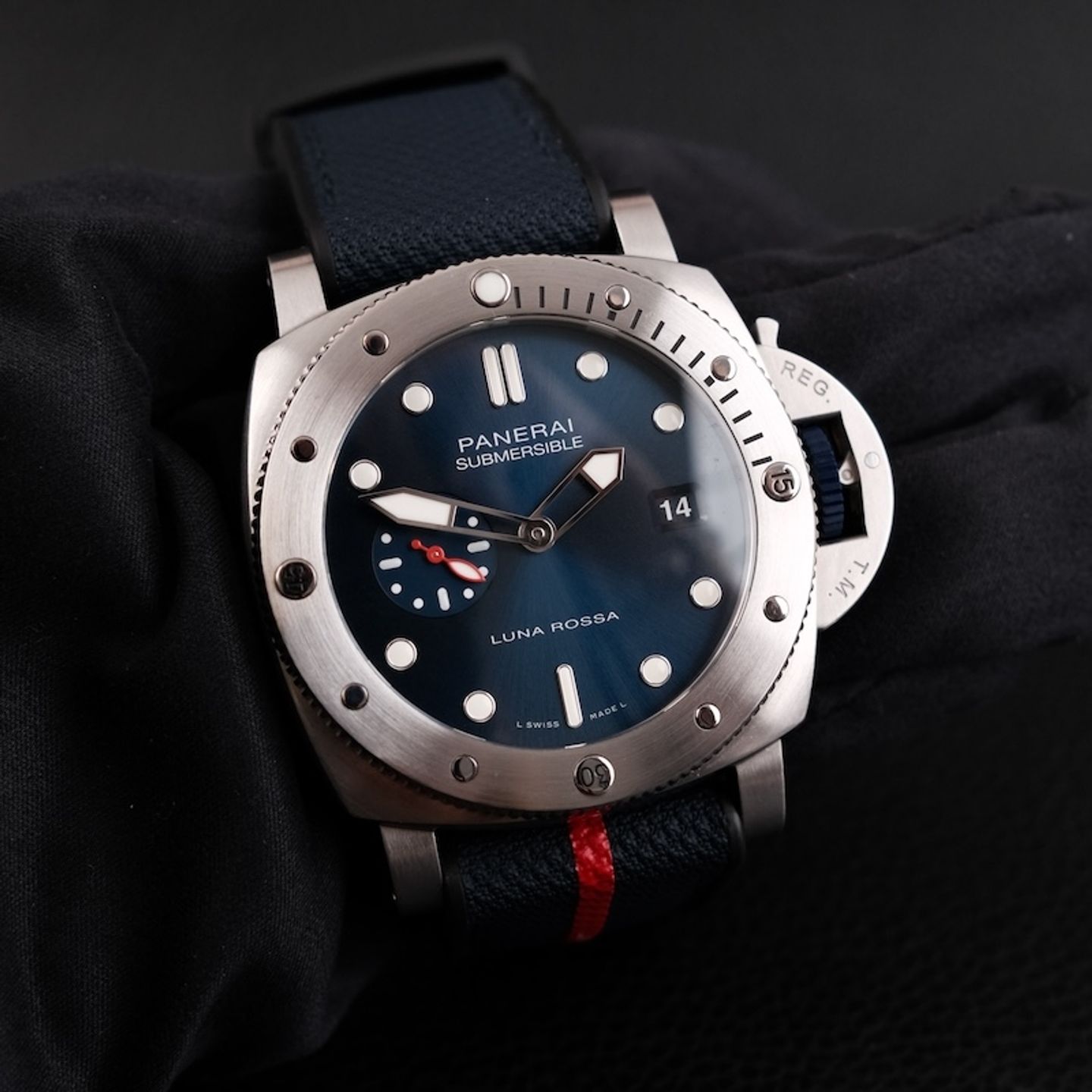 Panerai Luminor Submersible PAM01391 - (4/8)