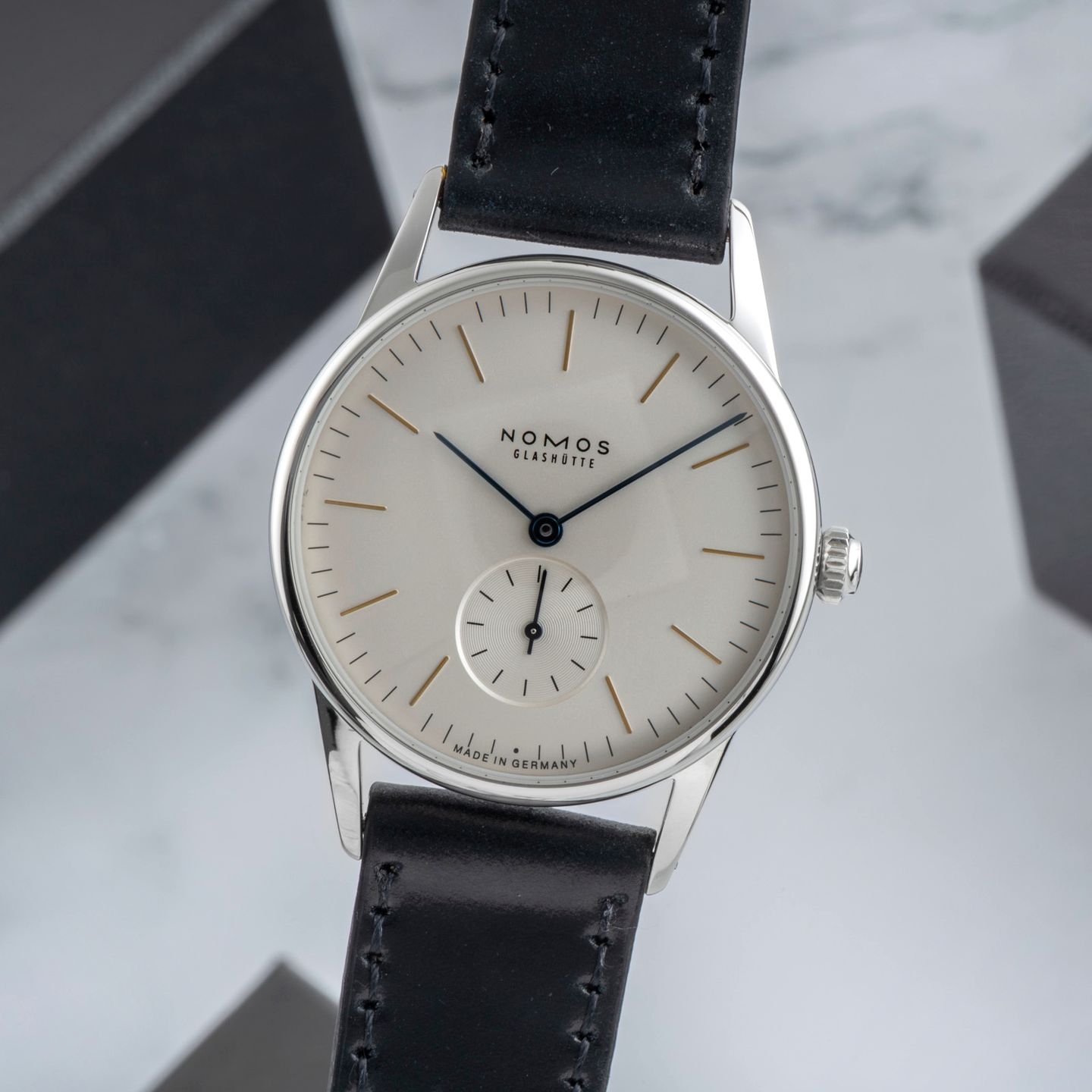 NOMOS Orion 301 - (3/8)