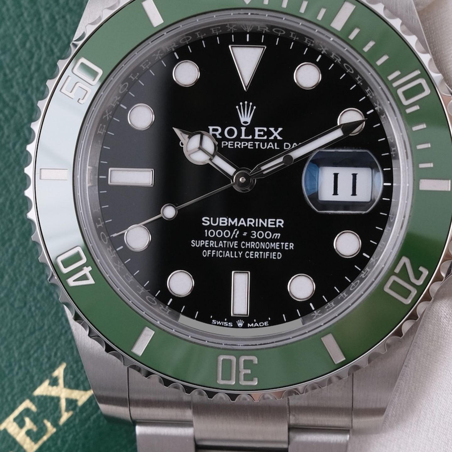 Rolex Submariner Date 126610LV (2024) - Black dial 41 mm Steel case (6/8)