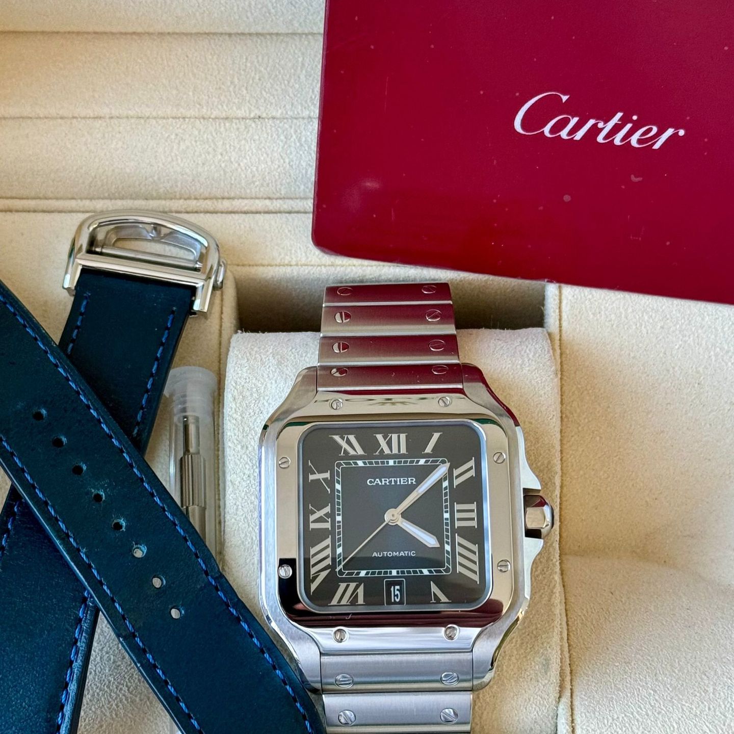 Cartier Santos WSSA0030 (2021) - Blue dial 40 mm Steel case (7/7)