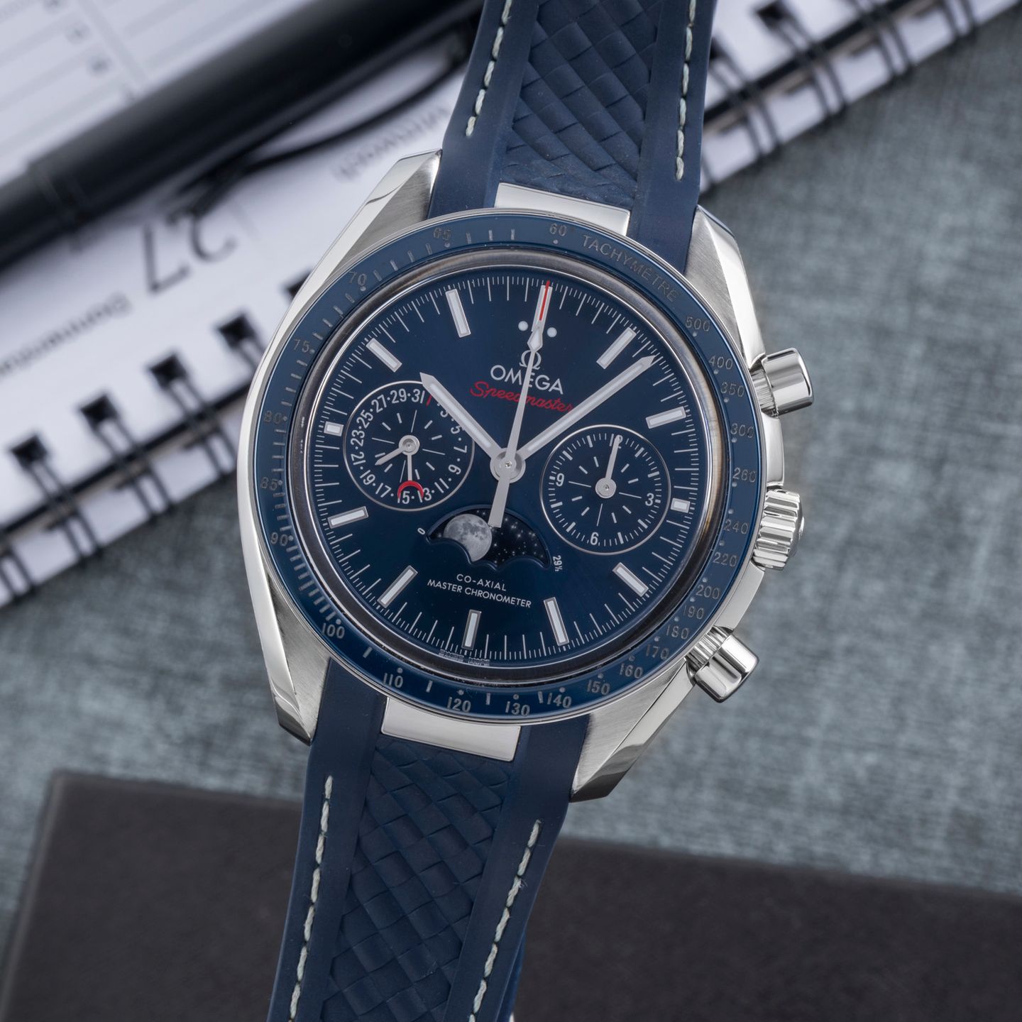 Omega Speedmaster Moonphase 304.33.44.52.03.001 - (3/8)