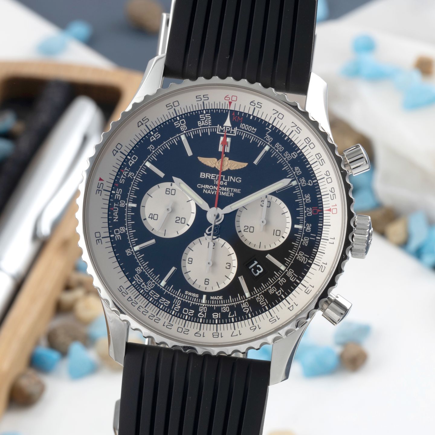 Breitling Navitimer 01 (46 MM) AB012721/BD09 (Onbekend (willekeurig serienummer)) - Zwart wijzerplaat 46mm Staal (3/8)