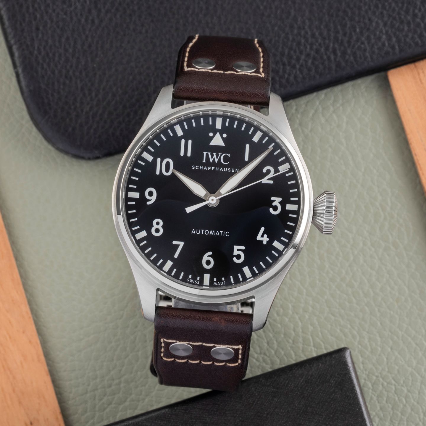 IWC Big Pilot IW329301 (Unknown (random serial)) - Black dial 43 mm Steel case (1/8)