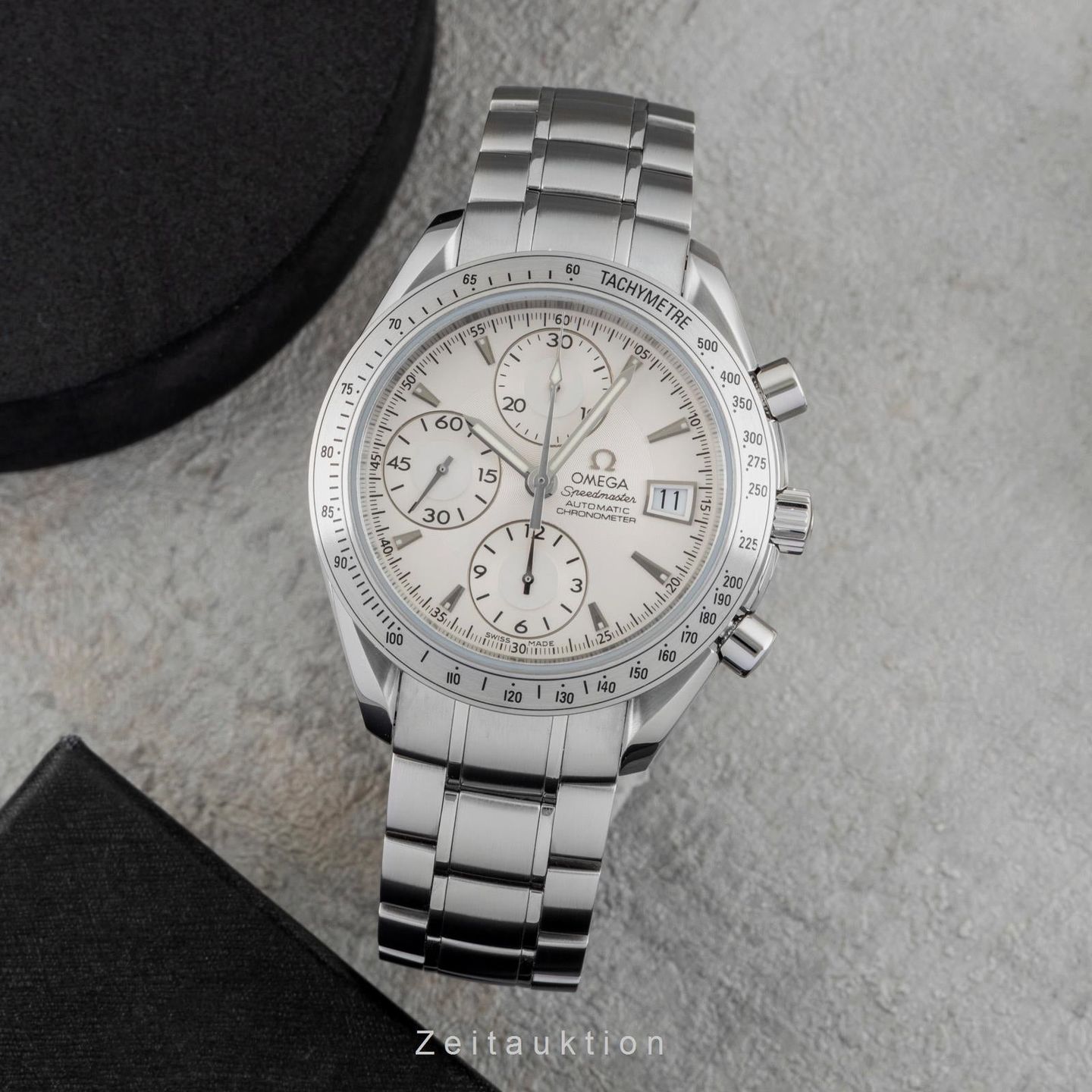 Omega Speedmaster Date 3211.30.00 - (3/8)