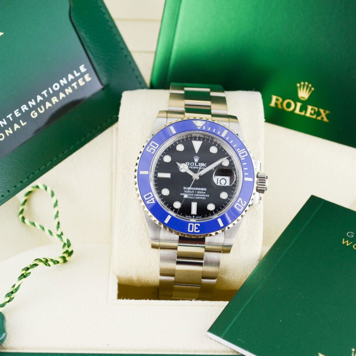 Rolex Submariner Date 126619LB - (7/7)