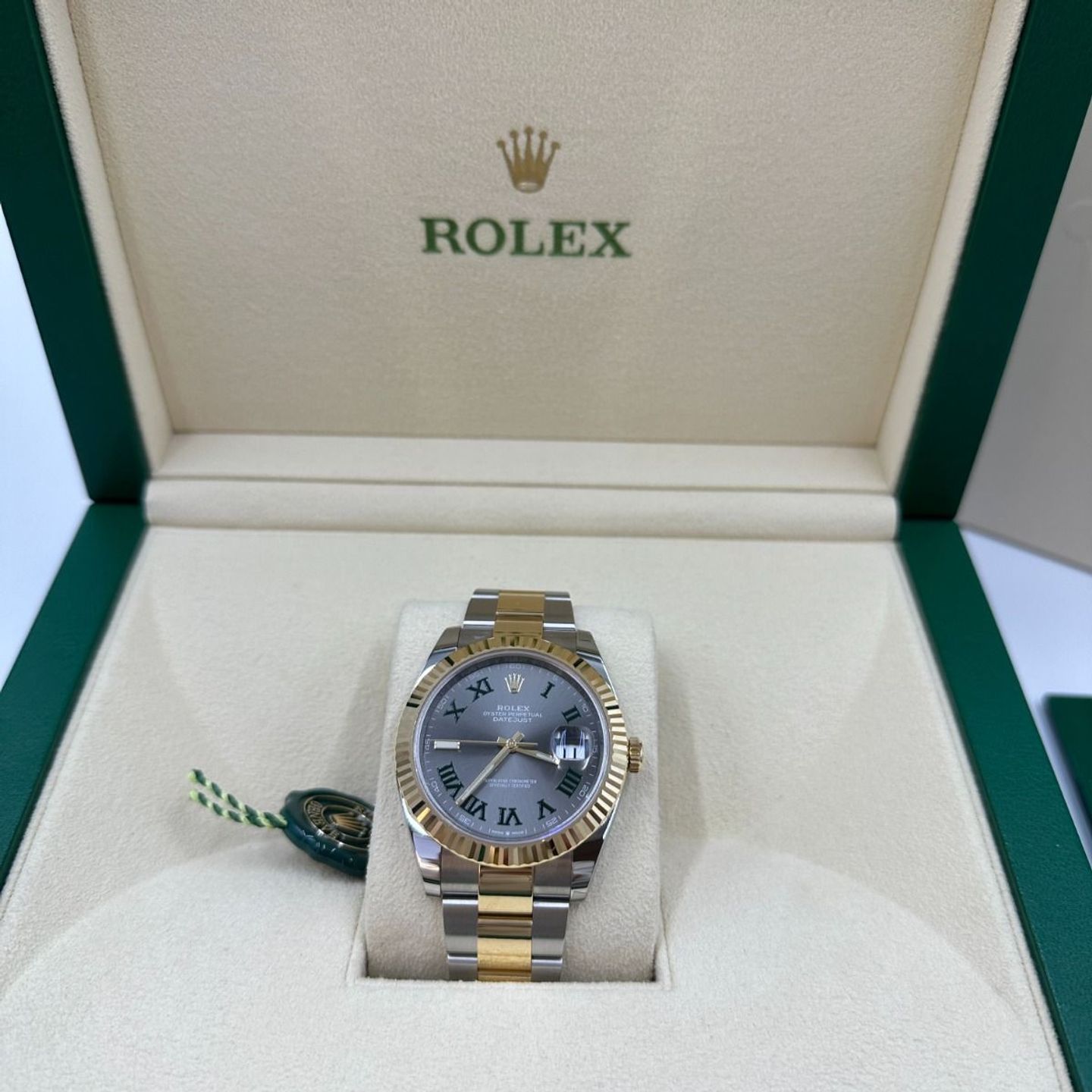 Rolex Datejust 41 126333 (2024) - Grey dial 41 mm Gold/Steel case (3/8)