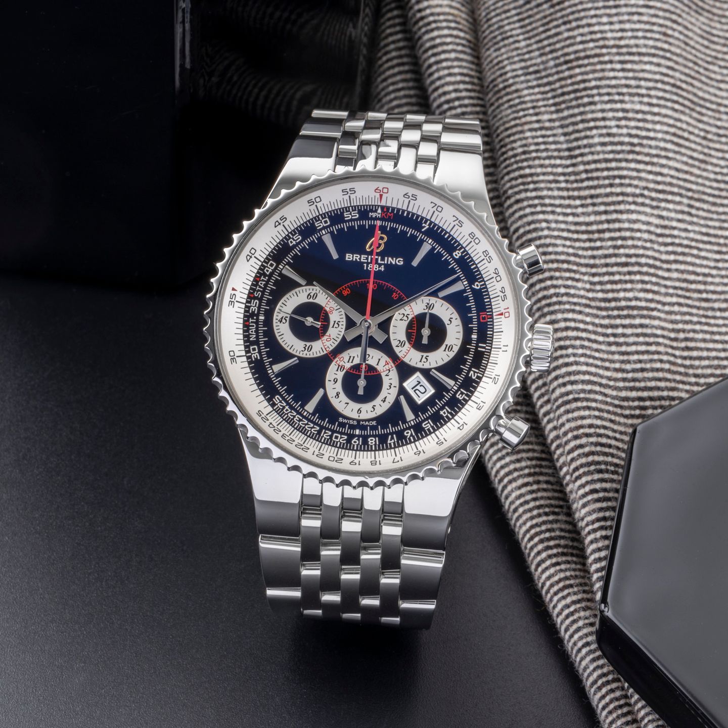 Breitling Montbrillant A23351 (Unknown (random serial)) - Black dial 47 mm Steel case (1/8)