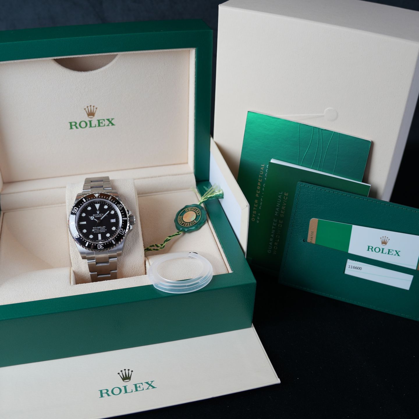 Rolex Sea-Dweller 4000 116600 (2017) - Zwart wijzerplaat 40mm Staal (8/8)