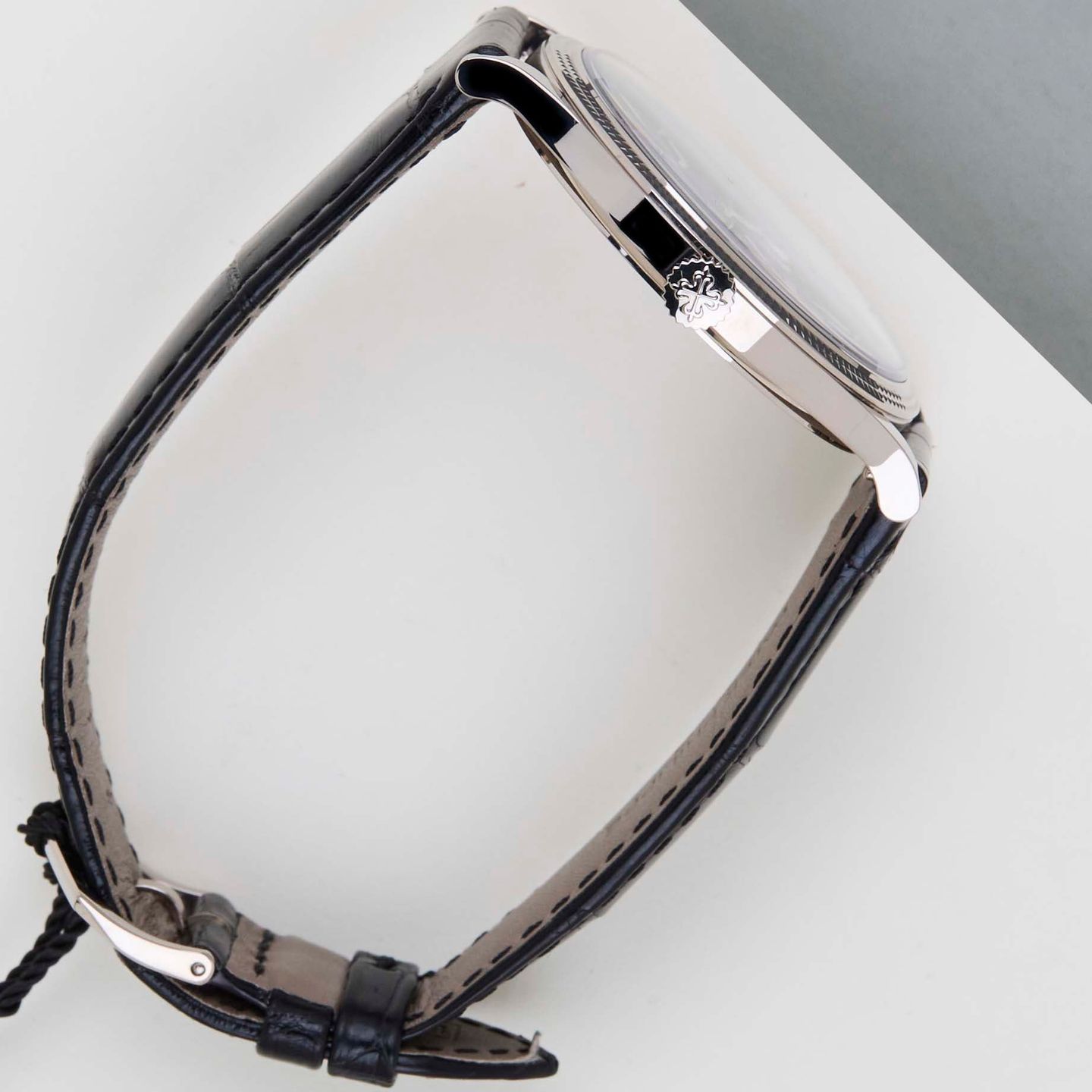 Patek Philippe Calatrava 6119G-001 (2022) - Grey dial 39 mm White Gold case (7/8)