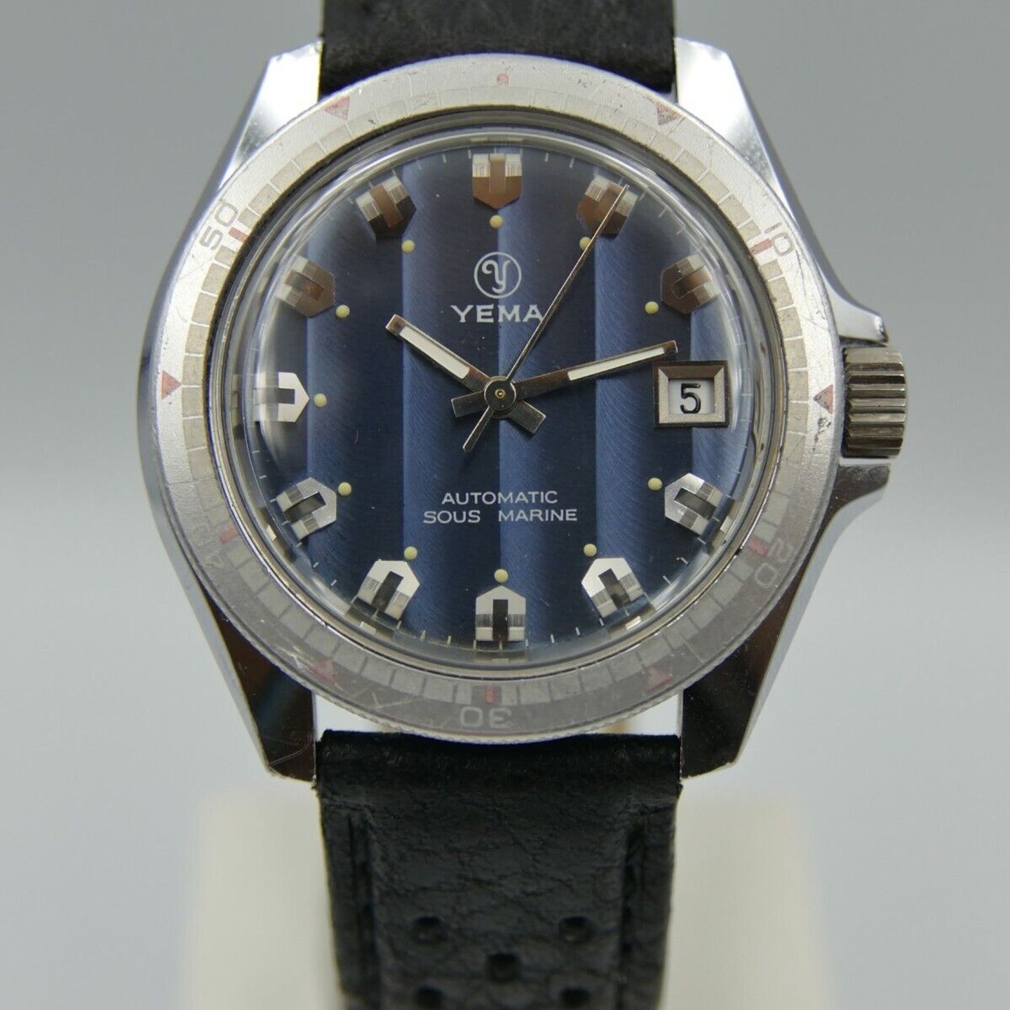 Yema Vintage Unknown (Unknown (random serial)) - Blue dial 38 mm Unknown case (11/16)