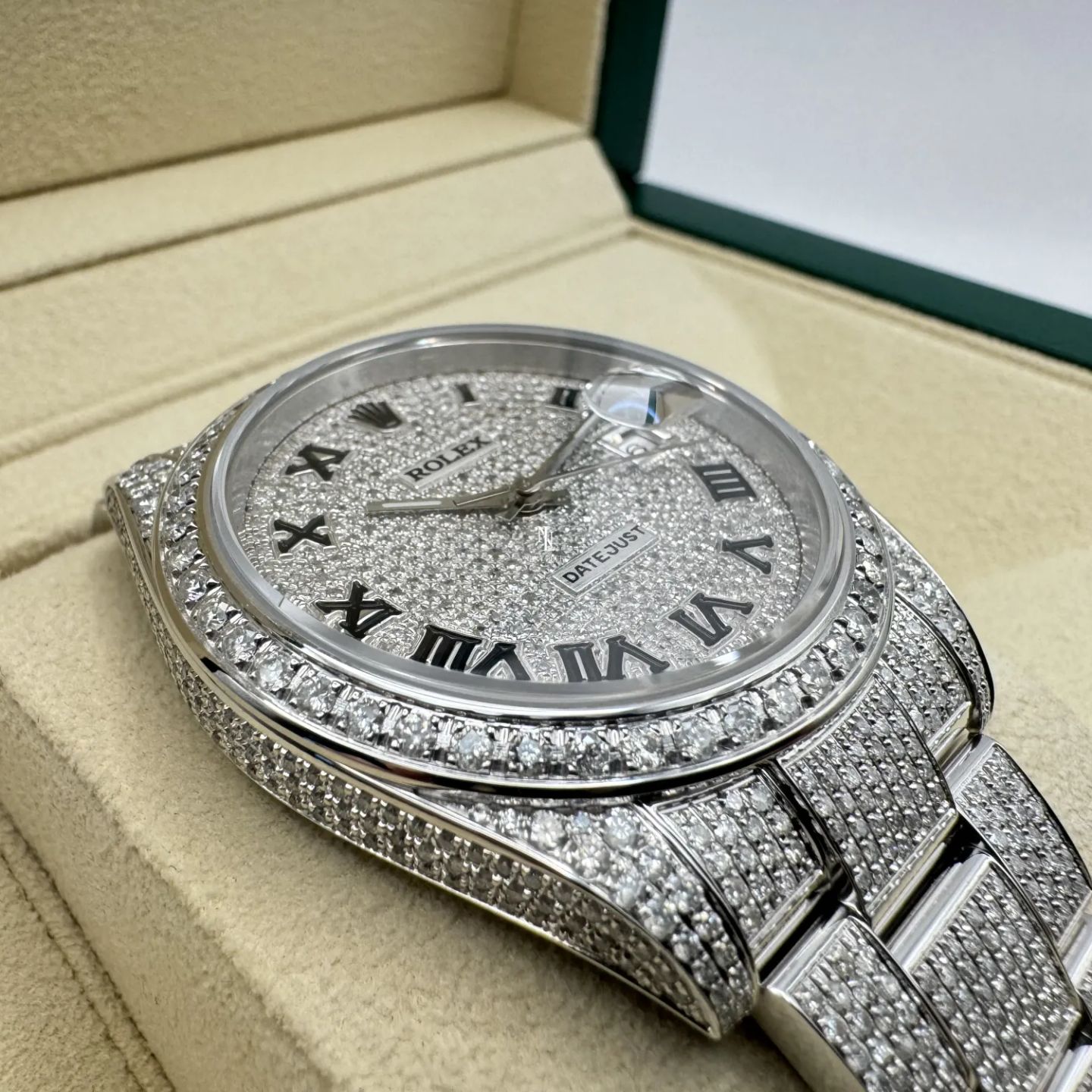 Rolex Datejust 41 126300 - (8/8)