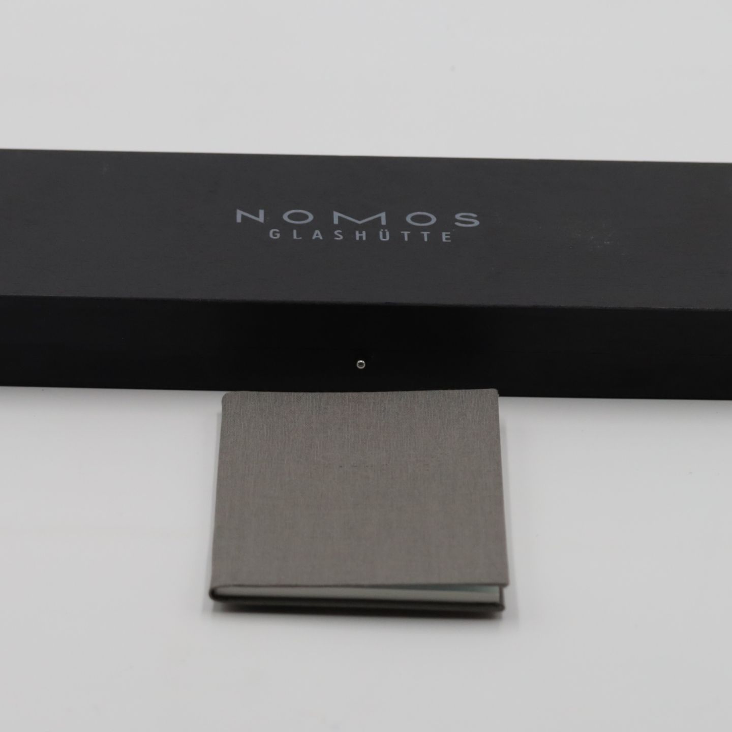 NOMOS Tangente 101 (Onbekend (willekeurig serienummer)) - Wit wijzerplaat 35mm Staal (8/8)