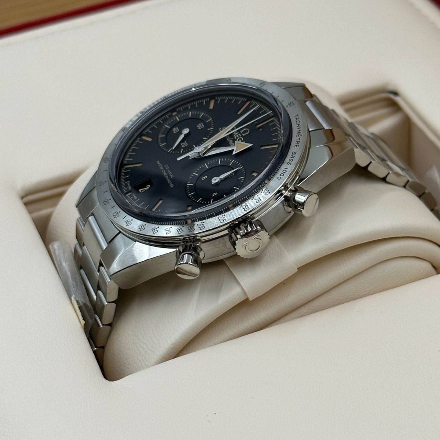 Omega Speedmaster '57 332.10.41.51.01.001 (2023) - Black dial 40 mm Steel case (5/8)