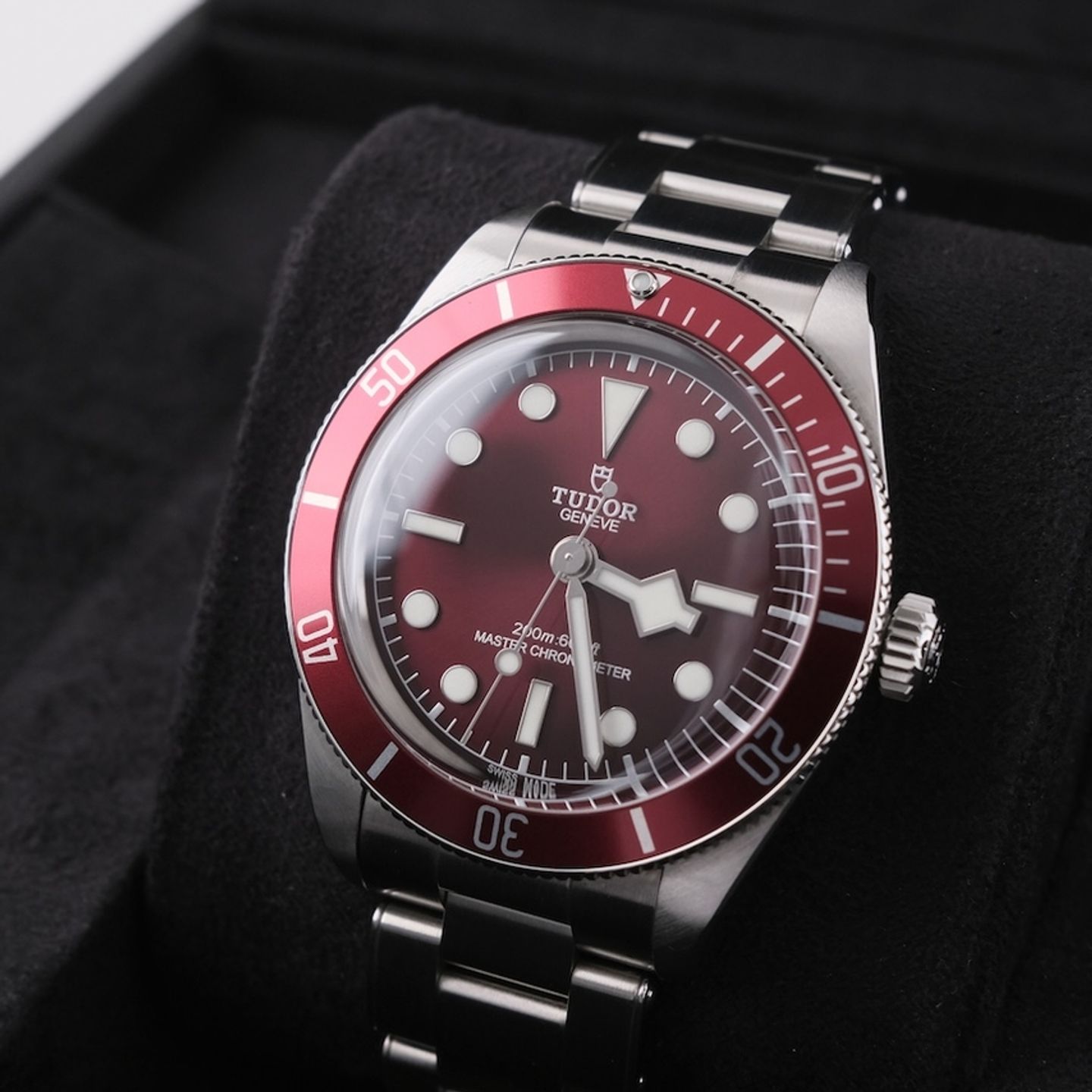 Tudor Black Bay Fifty-Eight 7939A1A0RU (2025) - Red dial 39 mm Steel case (3/8)