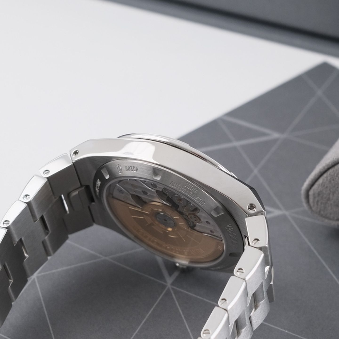 Vacheron Constantin Overseas 4520V/210A-B128 - (5/8)