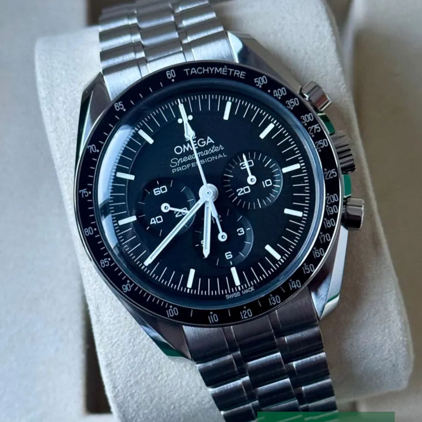 Omega Speedmaster Professional Moonwatch 310.30.42.50.01.001 (2026) - Black dial 42 mm Steel case (1/1)