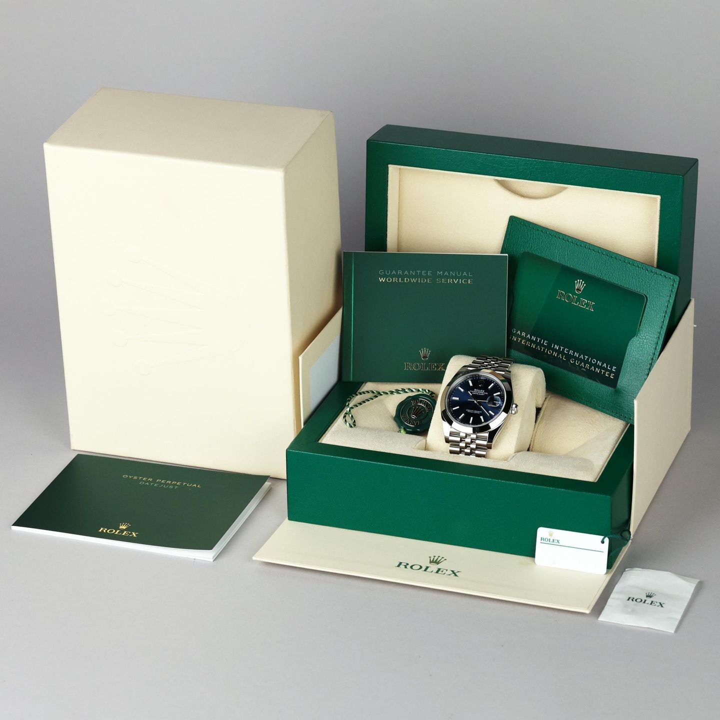 Rolex Datejust 41 126300 (2024) - 41 mm Steel case (8/8)
