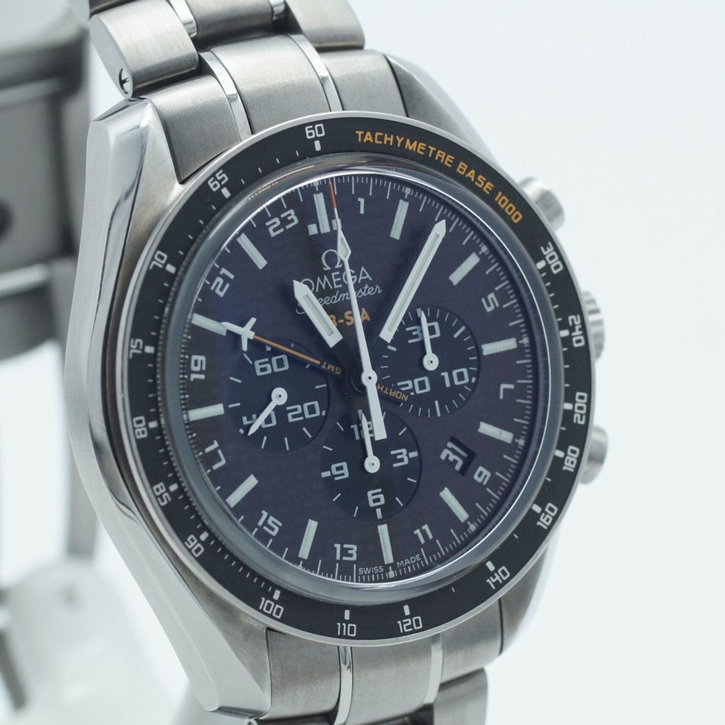 Omega Speedmaster HB-SIA 321.90.44.52.01.001 - (4/8)
