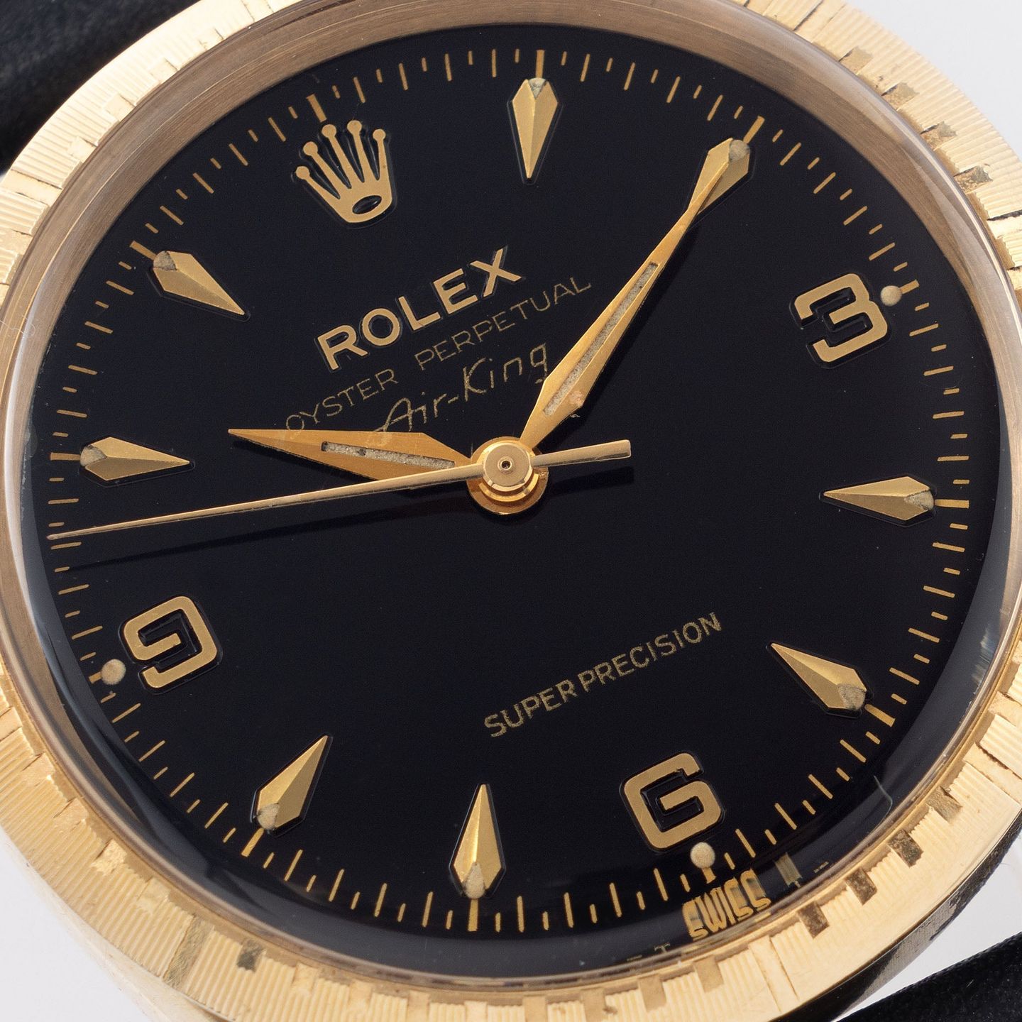 Rolex Oyster Perpetual 1002 (1965) - Black dial 34 mm Yellow Gold case (5/8)