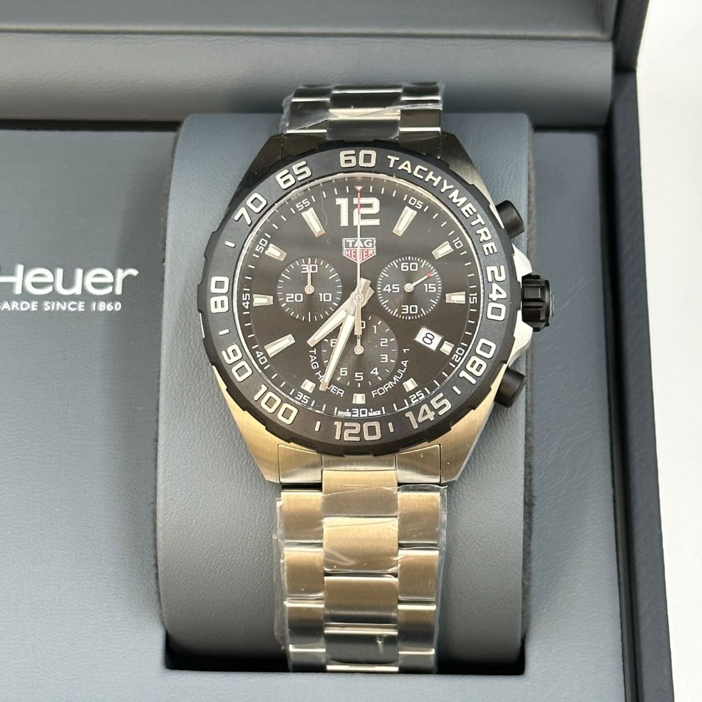 TAG Heuer Formula 1 Quartz CAZ1010.BA0842 (2023) - Zwart wijzerplaat 43mm Staal (6/8)